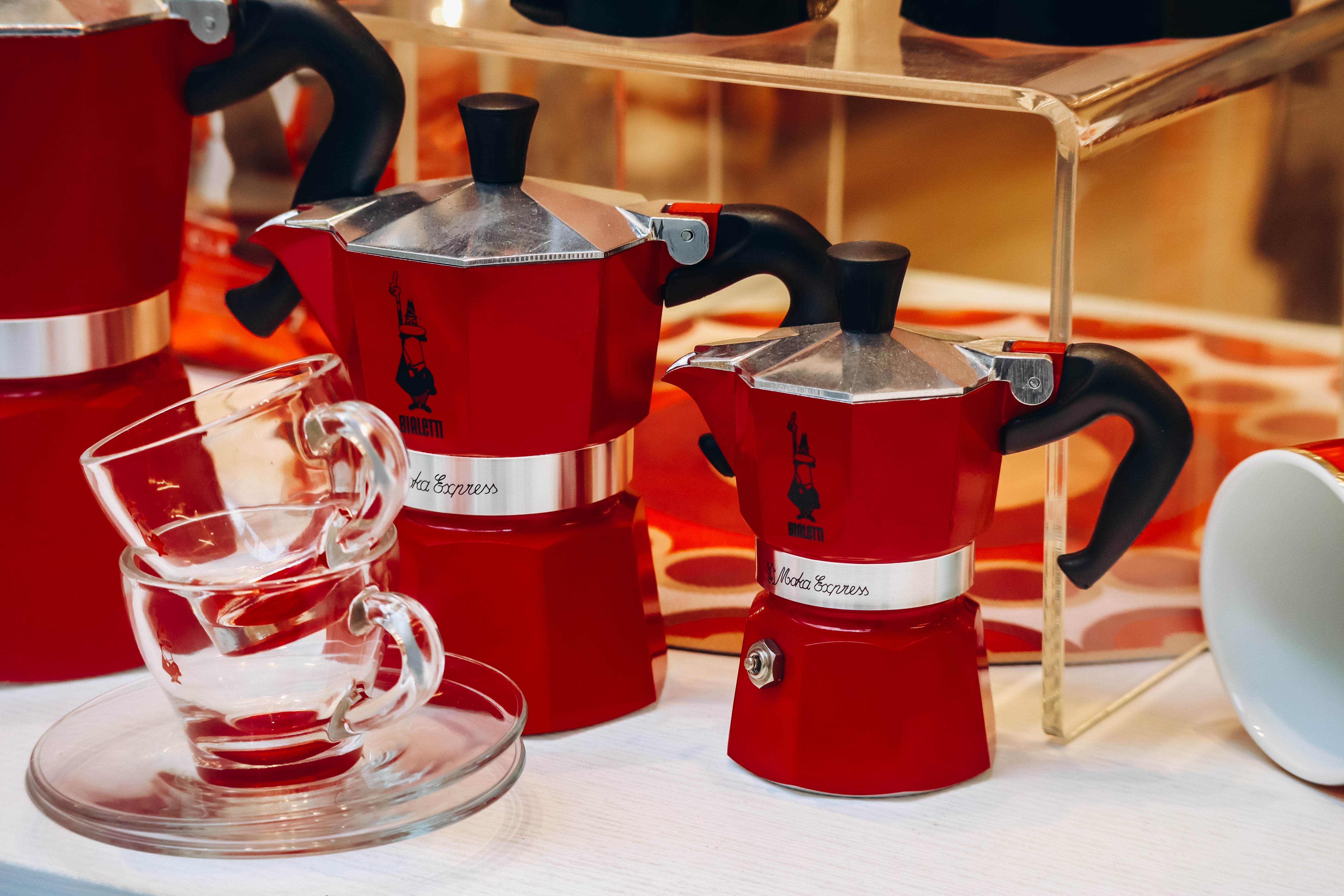 Bialetti Brikka vs Moka Express: Farklar ve Hangi Model Kime Göre?